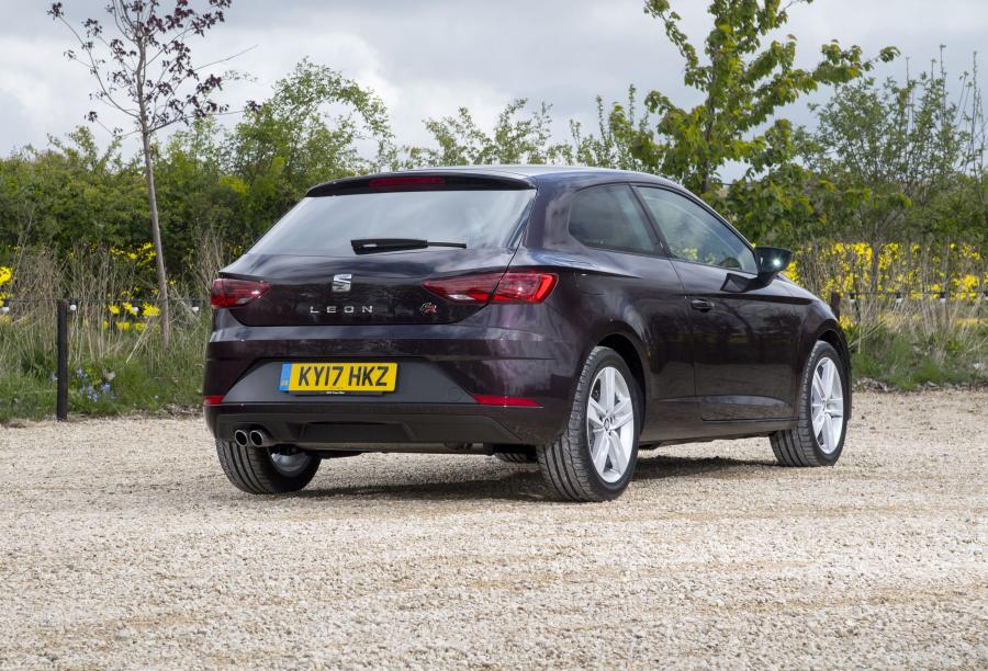  Seat Leon SC FR 2017 года  (UK) (фото 27 из 31)